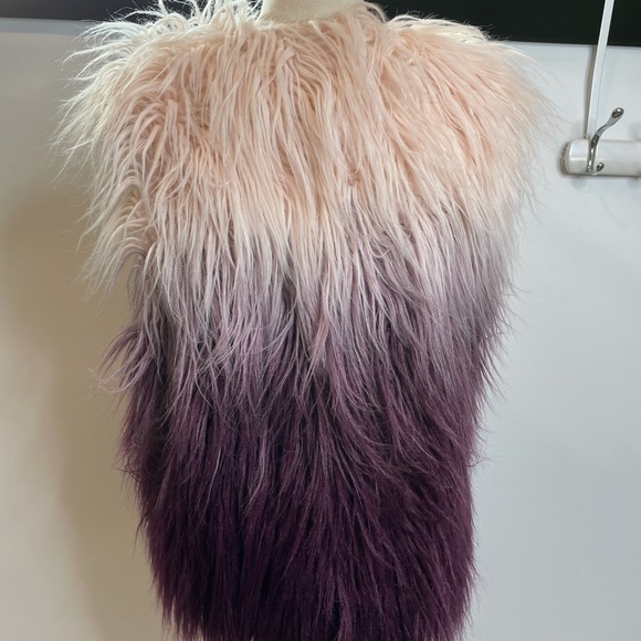 Thread & Supply Faux Fur Vegan Purple Ombré Vest - Picture 3 of 7
